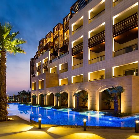 Kempinski Summerland Hotel & Resort Beirut Exterior photo