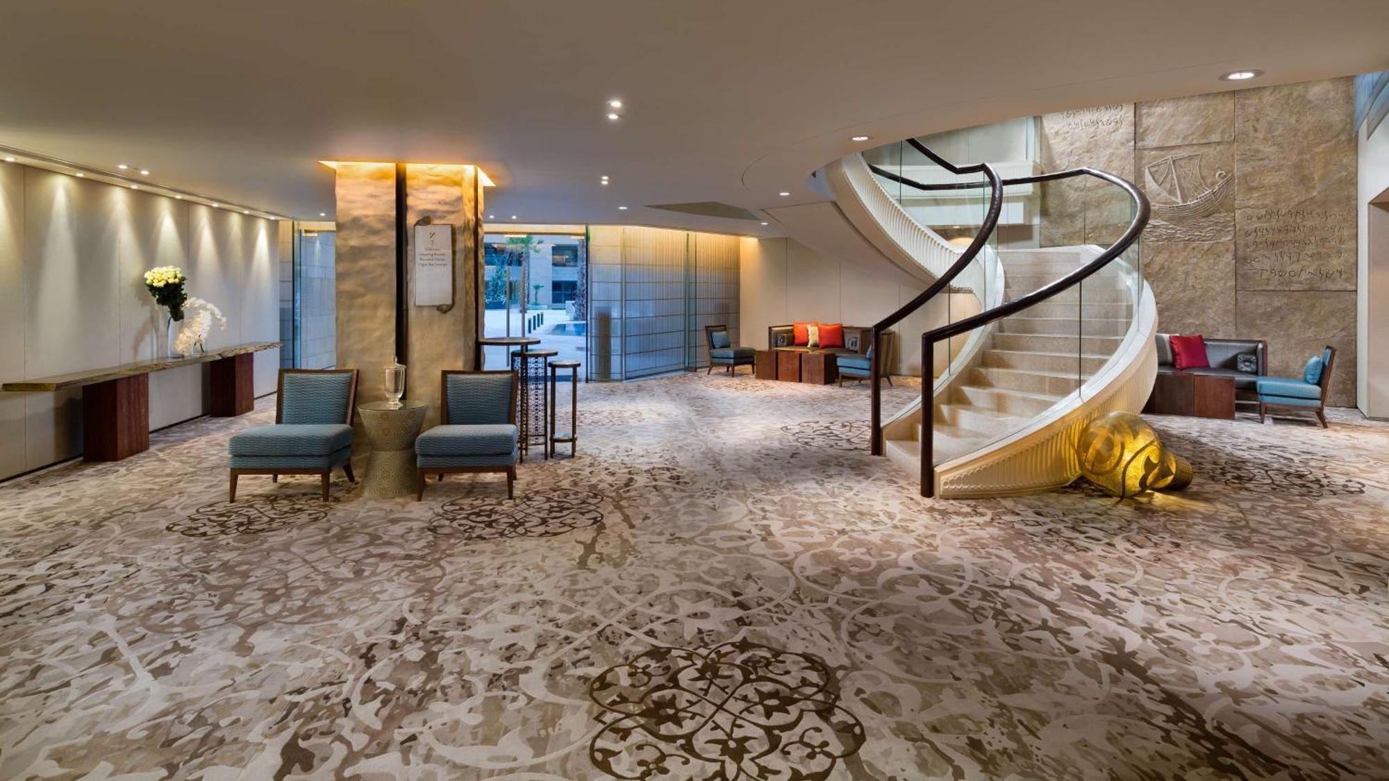Kempinski Summerland Hotel & Resort Beirut Exterior photo